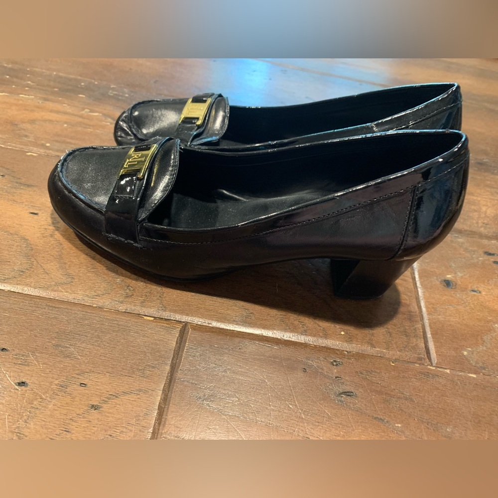 GUC Ralph Lauren Patent Block Heel Loafers 8